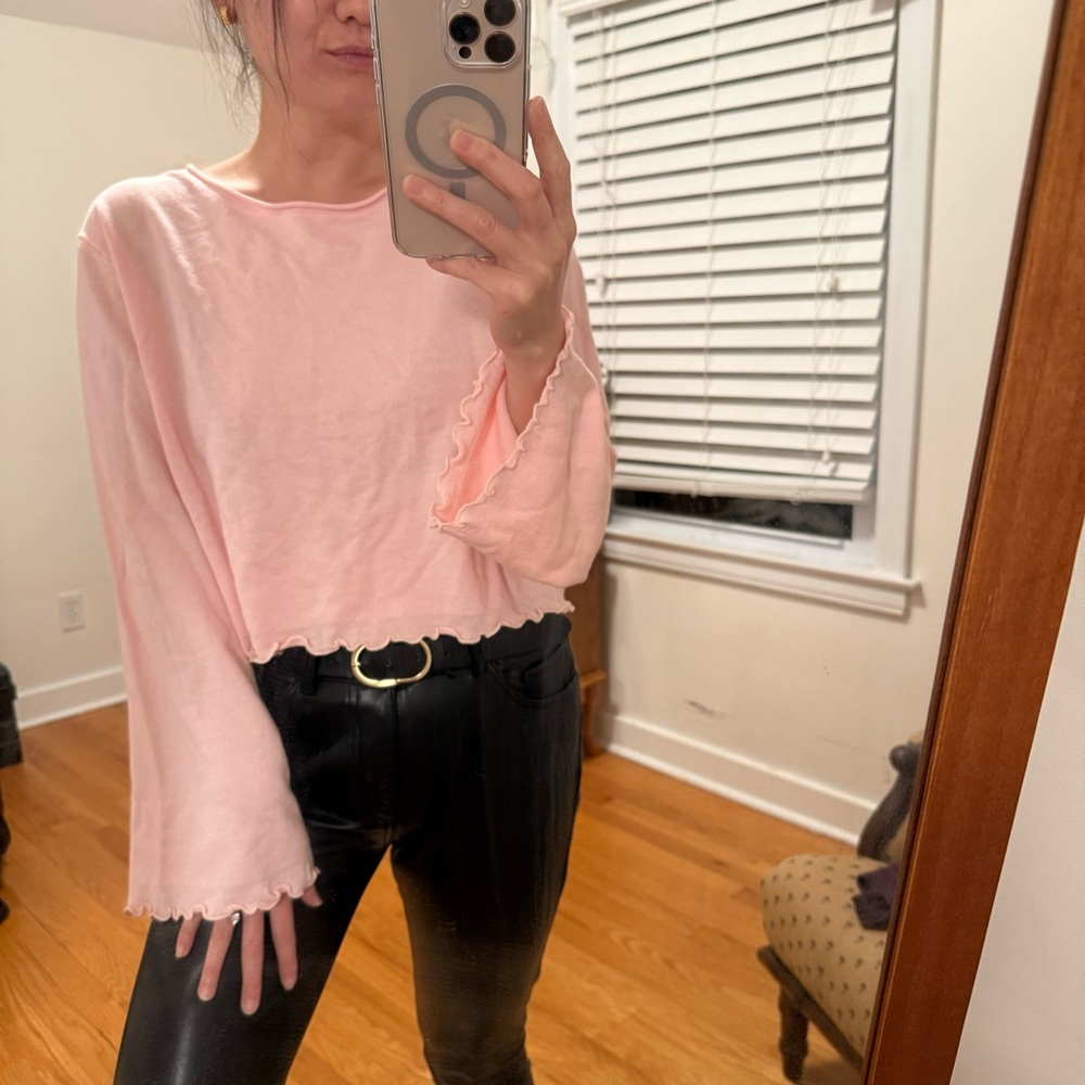 Lovers + Friends Pink Flare Sleeve Top - Picture 7 of 8